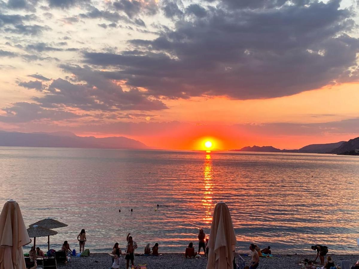 ルートラキGrace Seasideアパートメント エクステリア 写真